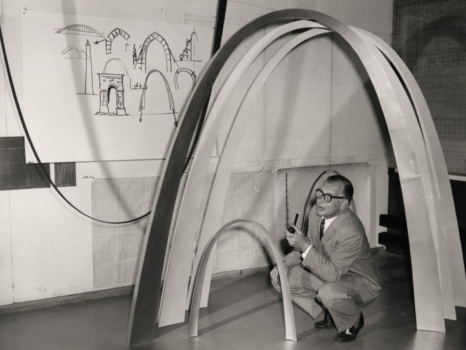 Gateway-arch-designer